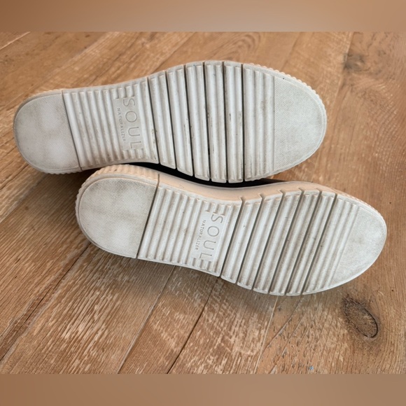 Soul Tia Platform by Naturalizer Sneakers 7 EUC - Picture 5 of 9